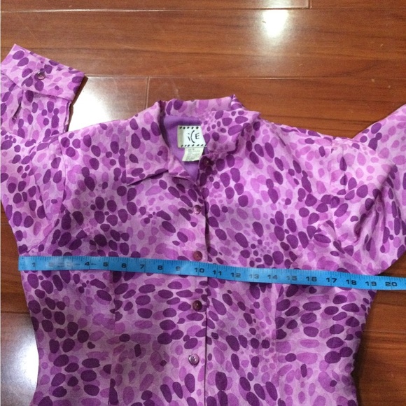 Women's Retro Blouse - Picture 4 of 6